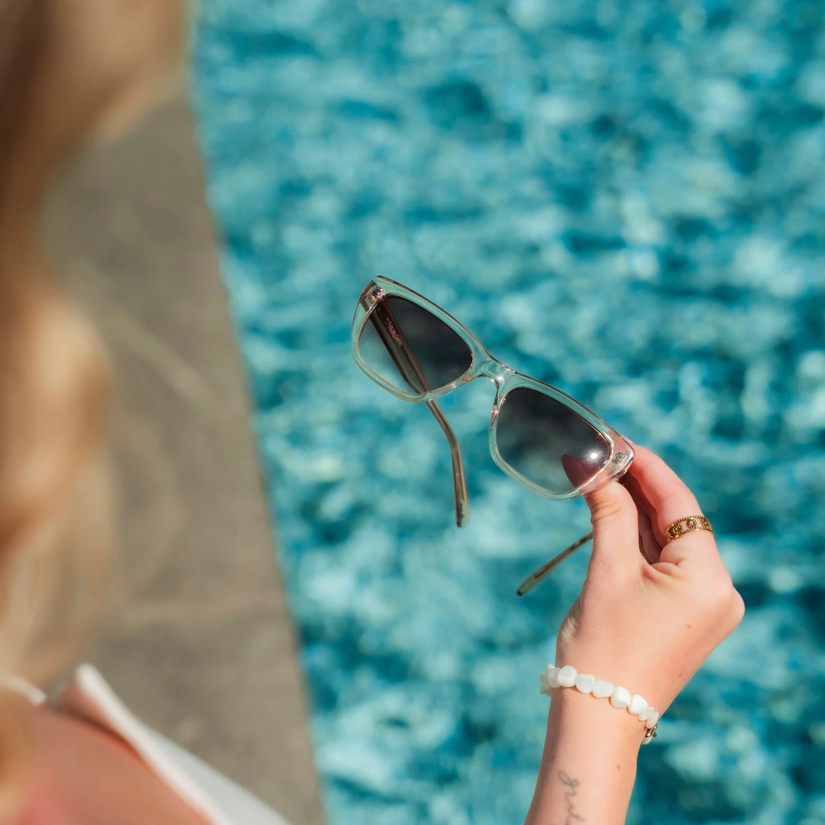 C/ME CAPRI | crystal beige